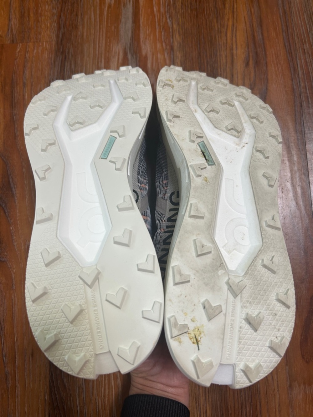 On Running Men's Cloudultra Pro in Neutral Grey with Orange Insole EUC - Picture 3 of 4